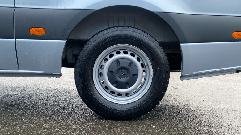 Mercedes-Benz Sprinter 315Cdi L2 Diesel Rwd 3.5t H2 Pro Van 9G-Tronic